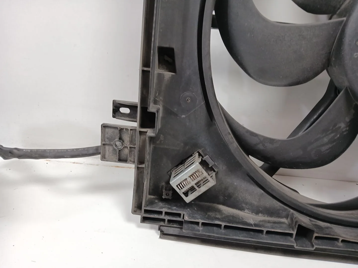 Electroventilador para Opel Vivaro C Furgoneta (K0)