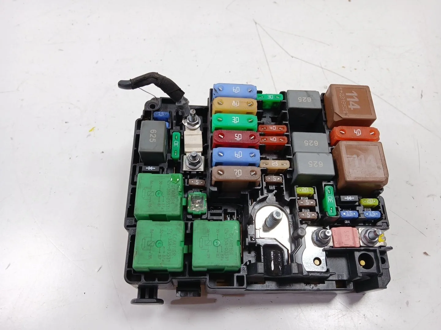 Caja Reles / Fusibles para Opel Vivaro C Furgoneta (K0)