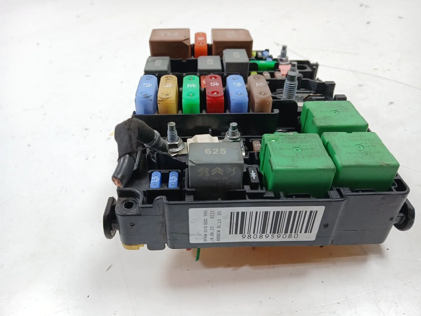 Caja Reles / Fusibles para Opel Vivaro C Furgoneta (K0)