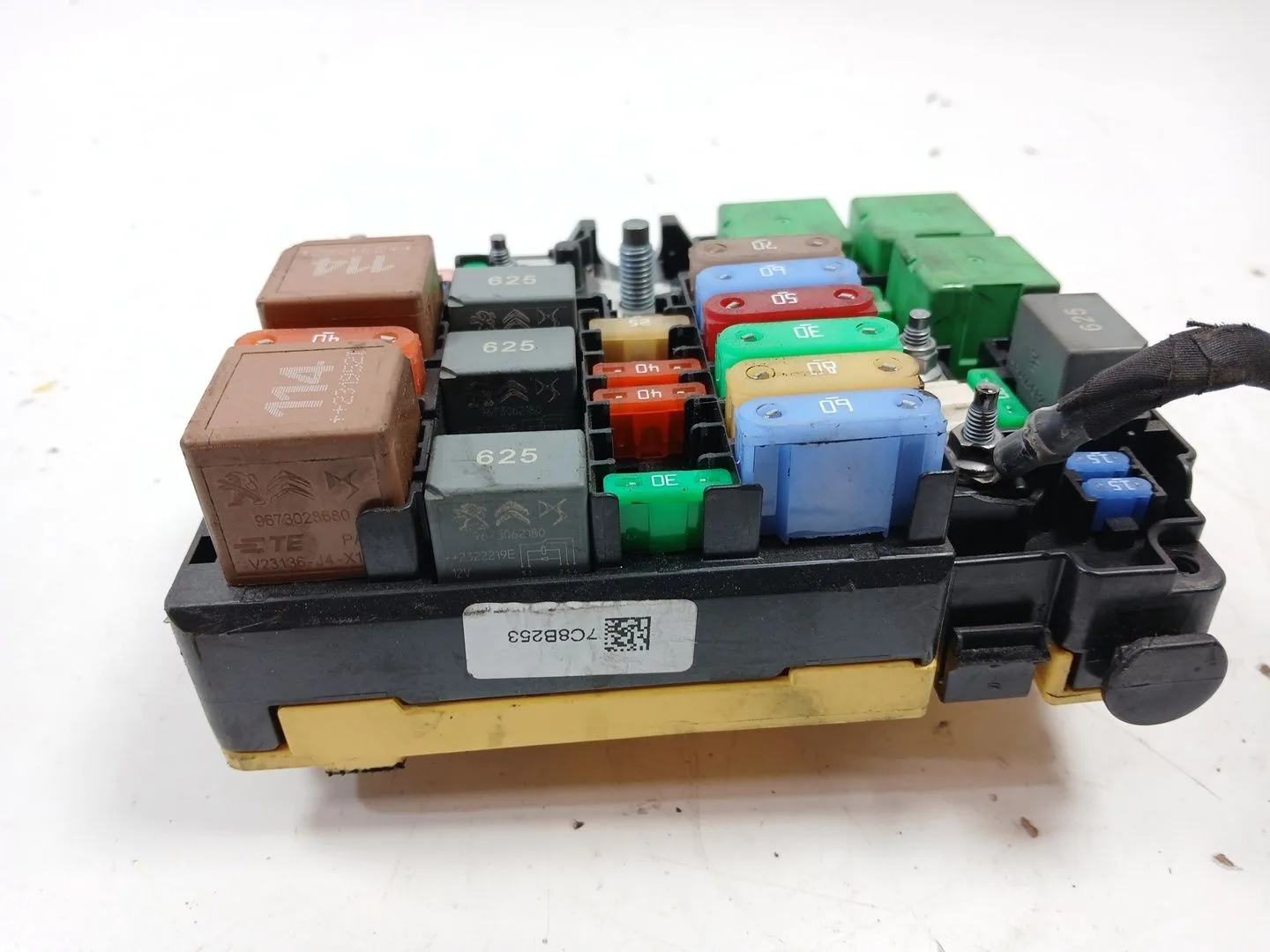 Caja Reles / Fusibles para Opel Vivaro C Furgoneta (K0)