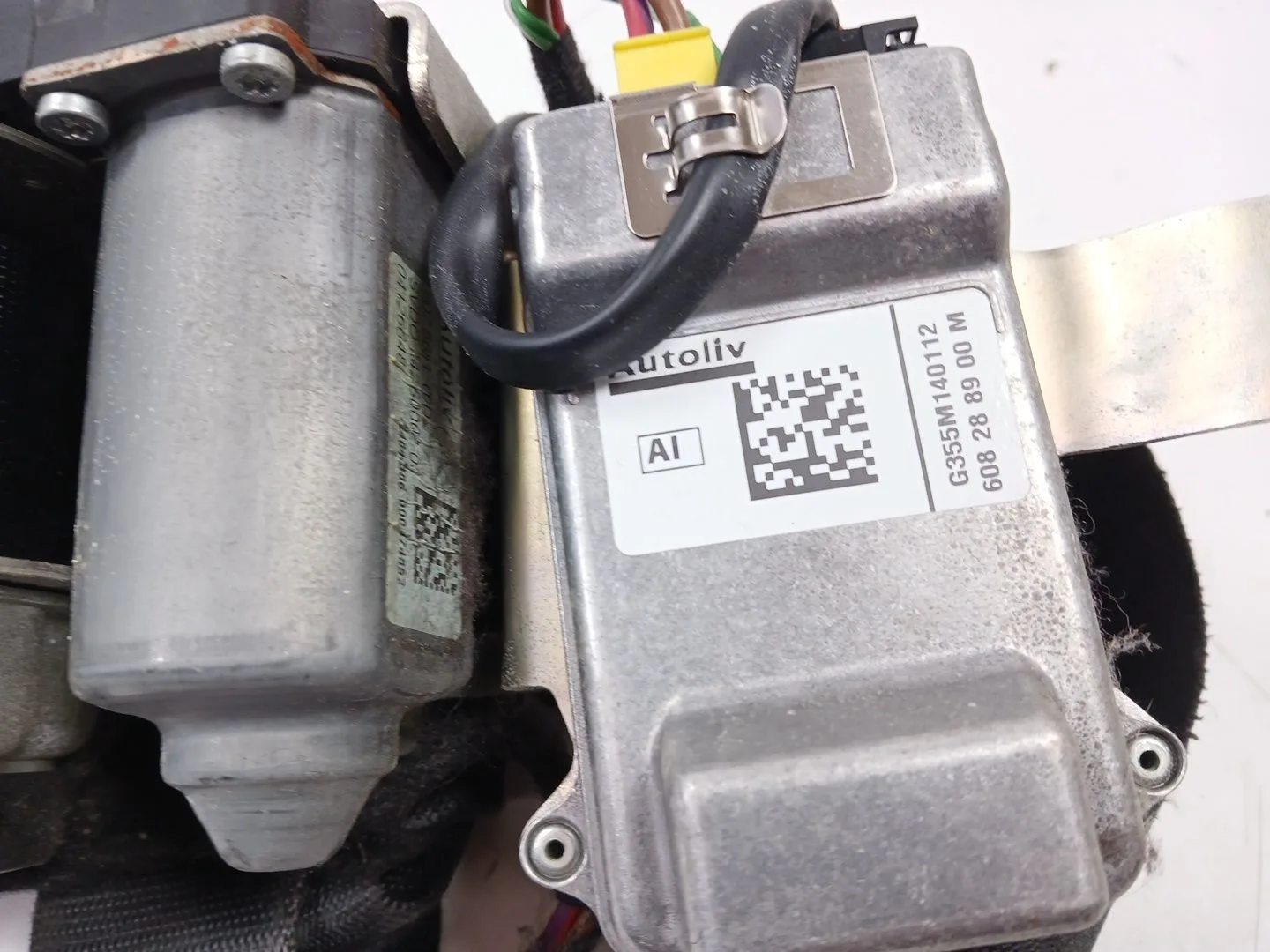 Pretensor Airbag Izquierdo para Mercedes-Benz Clase C (W204)