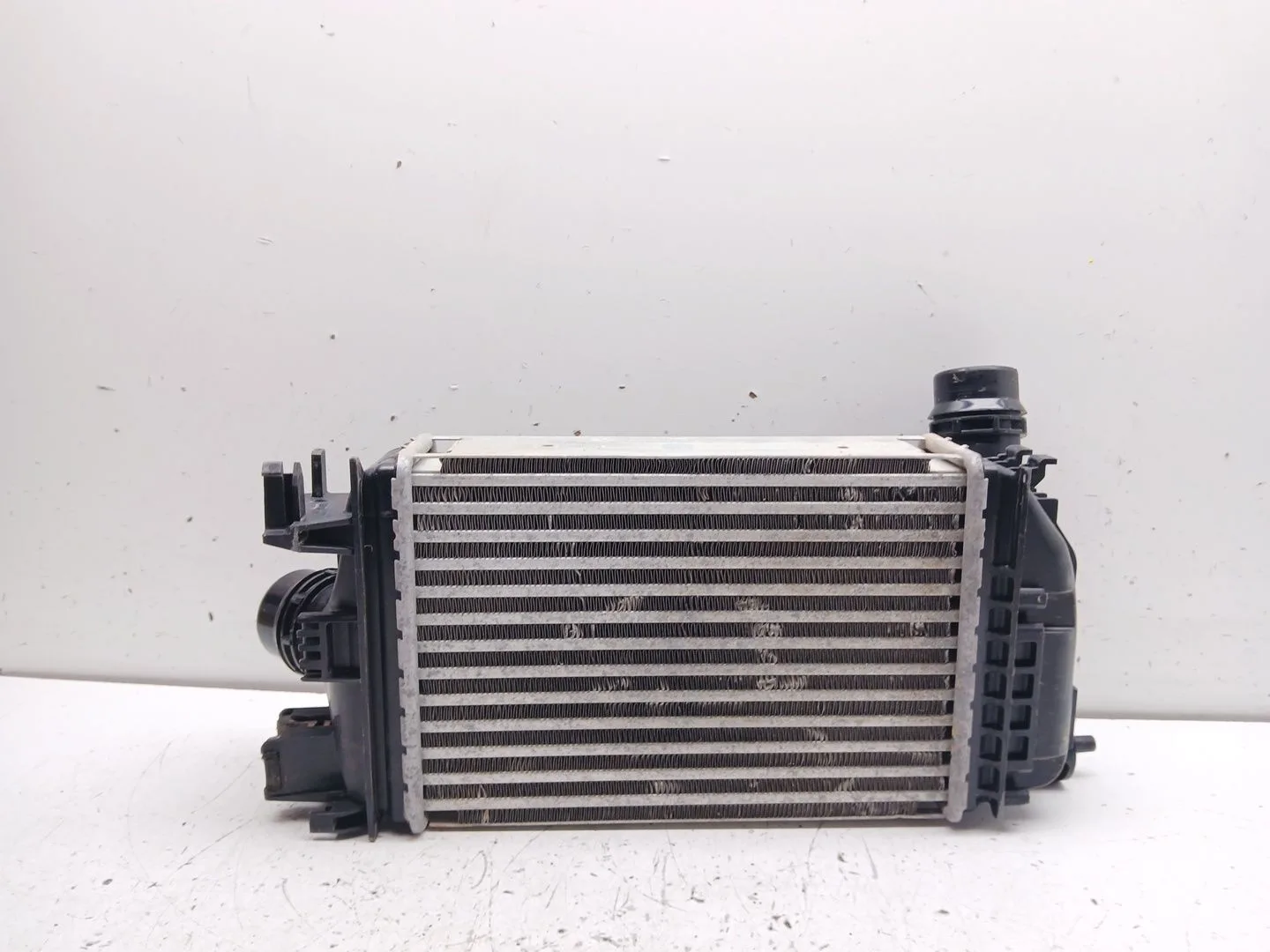 Intercooler para Nissan Micra V (K14)