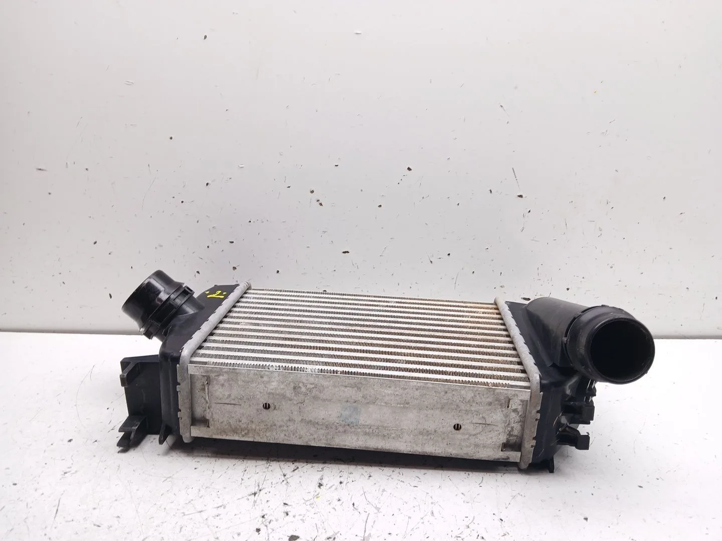 Intercooler para Nissan Micra V (K14)