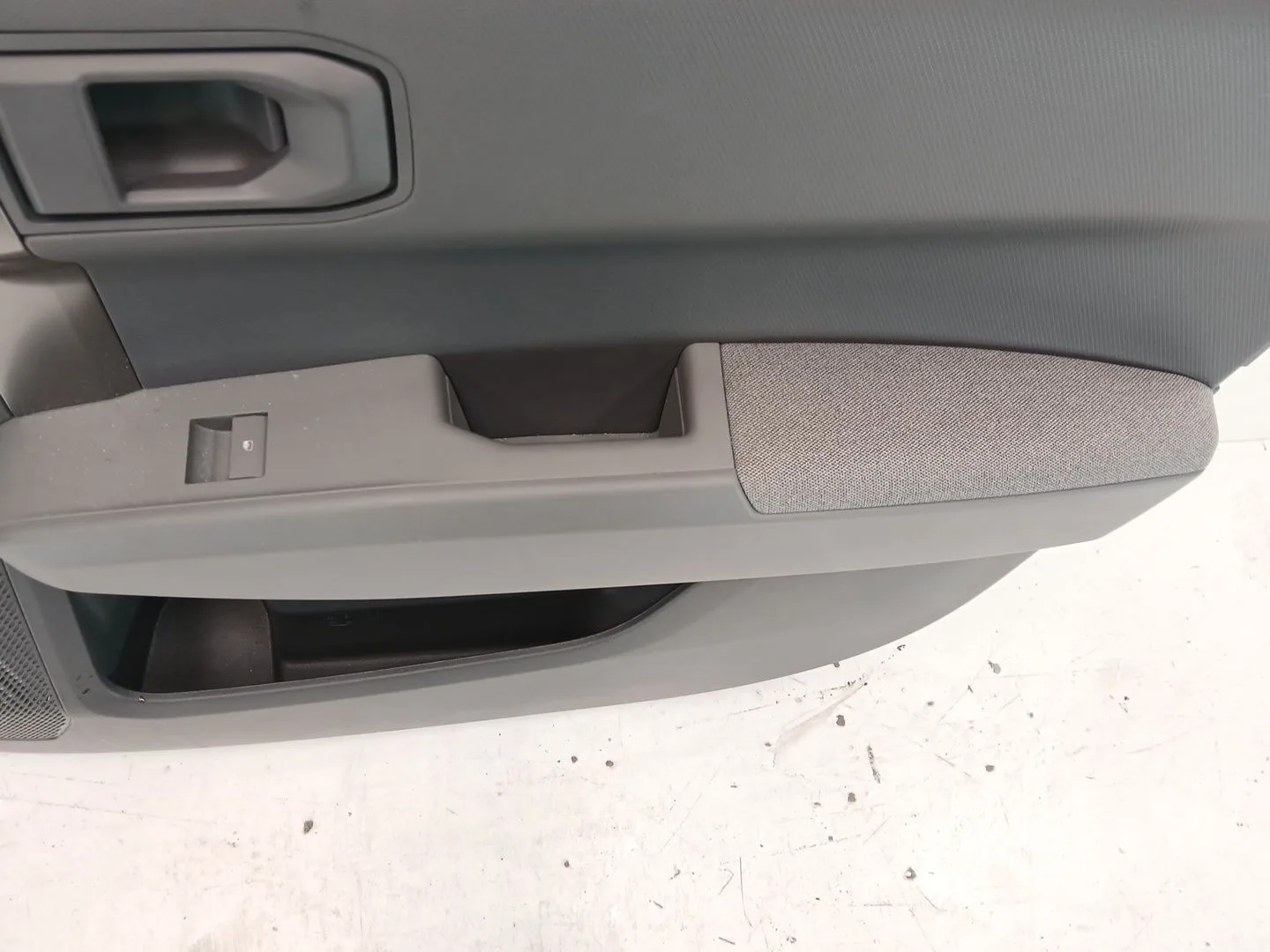 Guarnecido Puerta Delantera Derecha para Kia Ev3