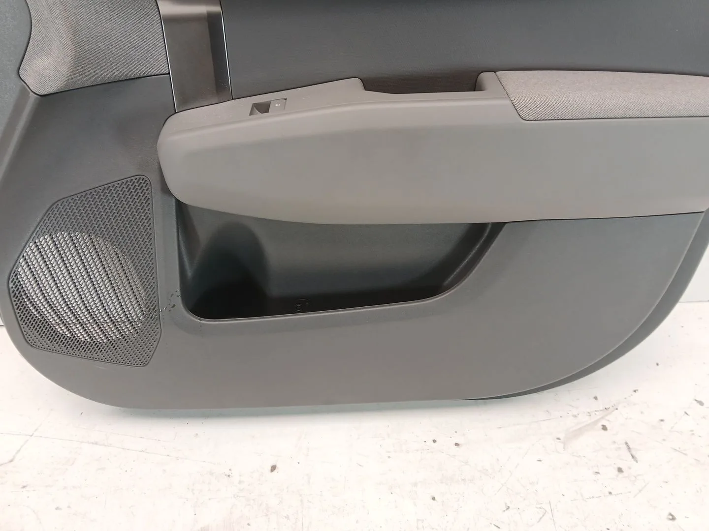 Guarnecido Puerta Delantera Derecha para Kia Ev3