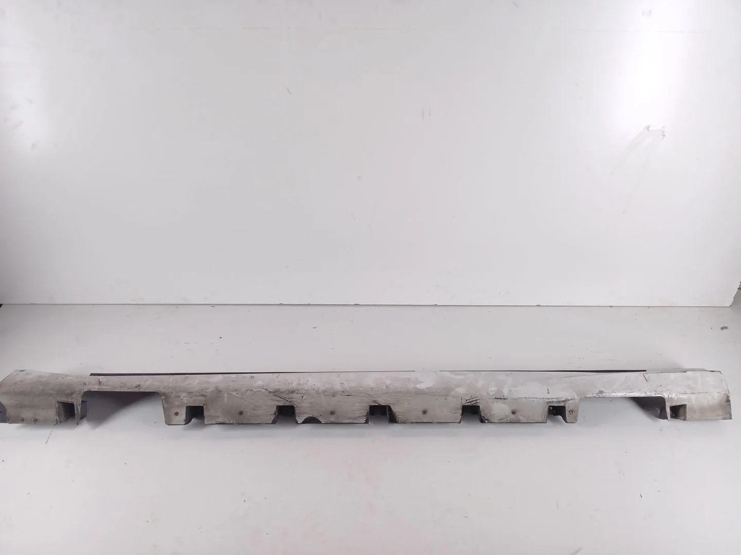 Faldon Lateral para Ford Mondeo V Hatchback (Ce)