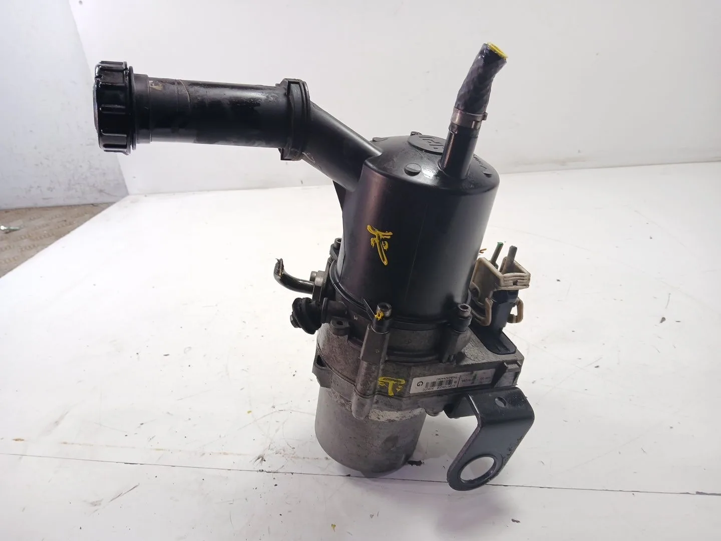 Bomba Direccion para Peugeot 3008