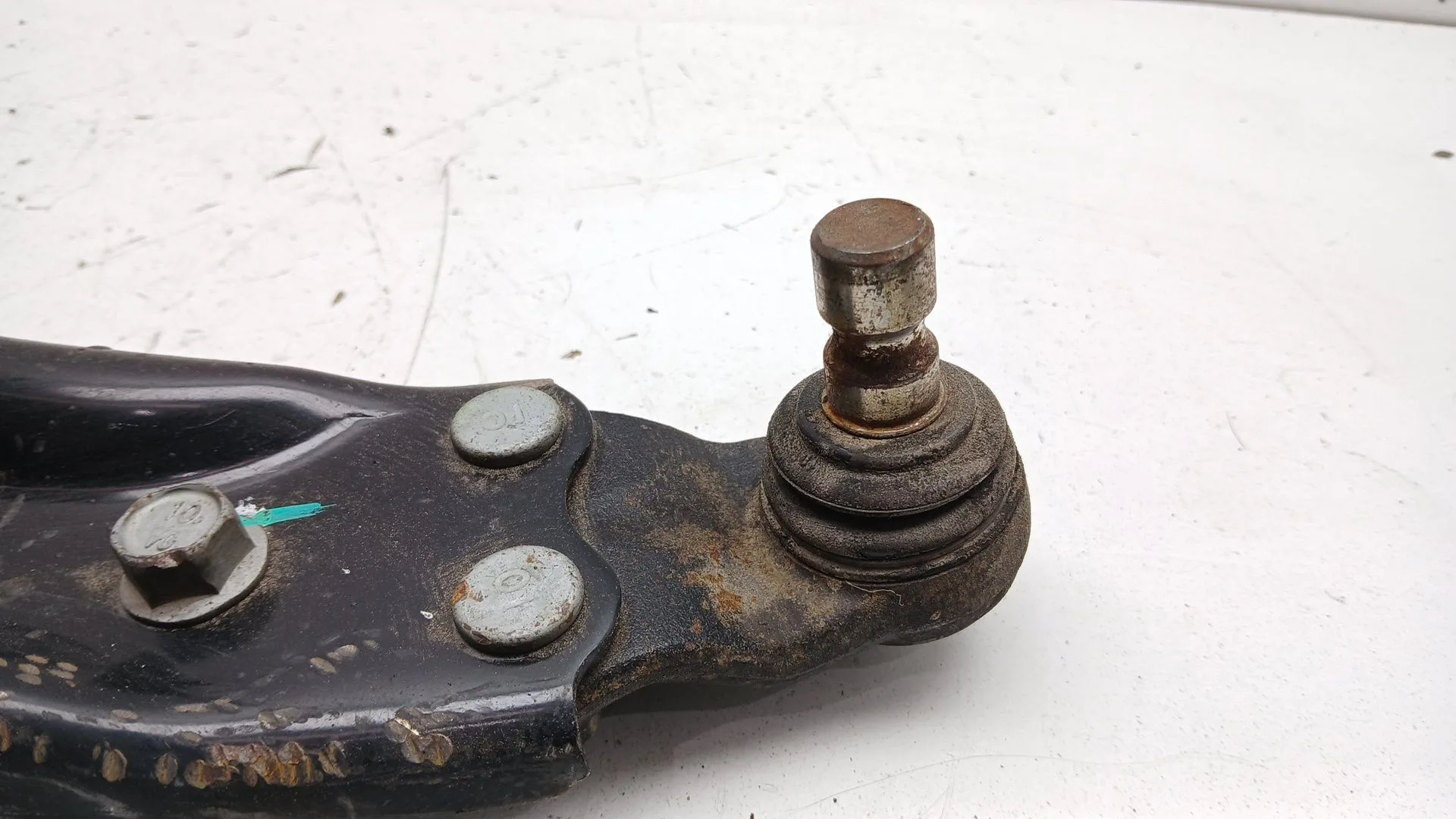 Brazo Suspension Inferior Delantero Izquierdo para Kia Cee'd