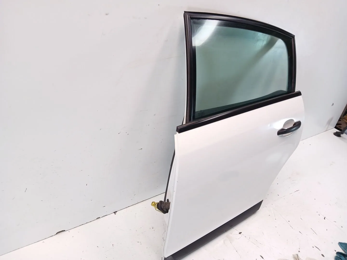Puerta Trasera Izquierda para Citroën C4 I (Lc_)