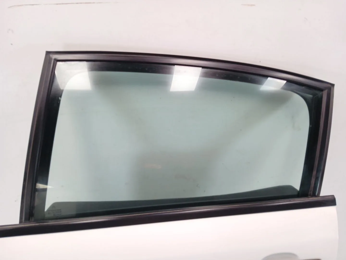 Puerta Trasera Izquierda para Citroën C4 I (Lc_)