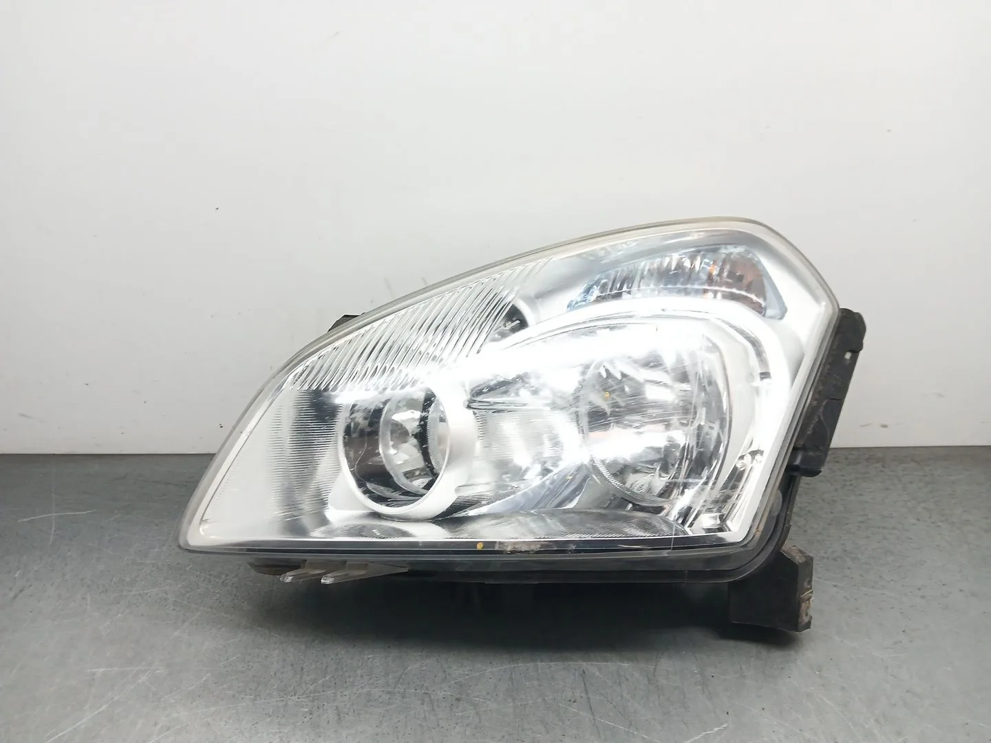 Faro Izquierdo para Nissan Qashqai I (J10, Nj10)