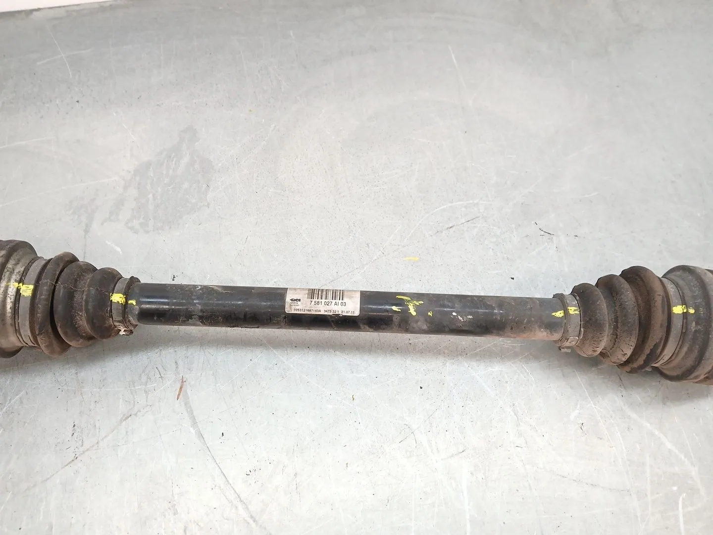 Transmision Trasera Izquierda para Bmw Serie 5 Lim. (F10)