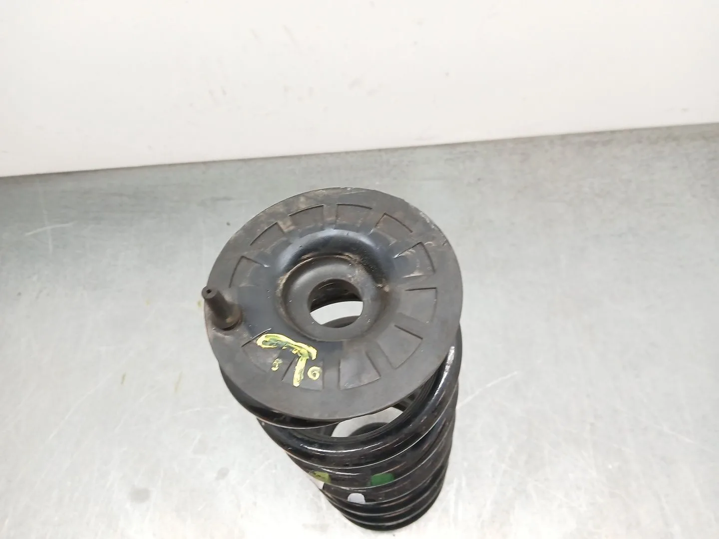 Muelle Trasero Derecho para Kia Ev3