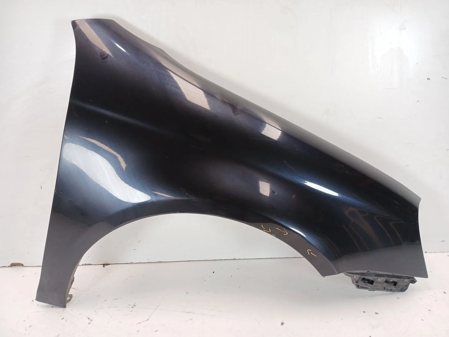 Aleta Delantera Derecha para Volkswagen Golf V (1K1)