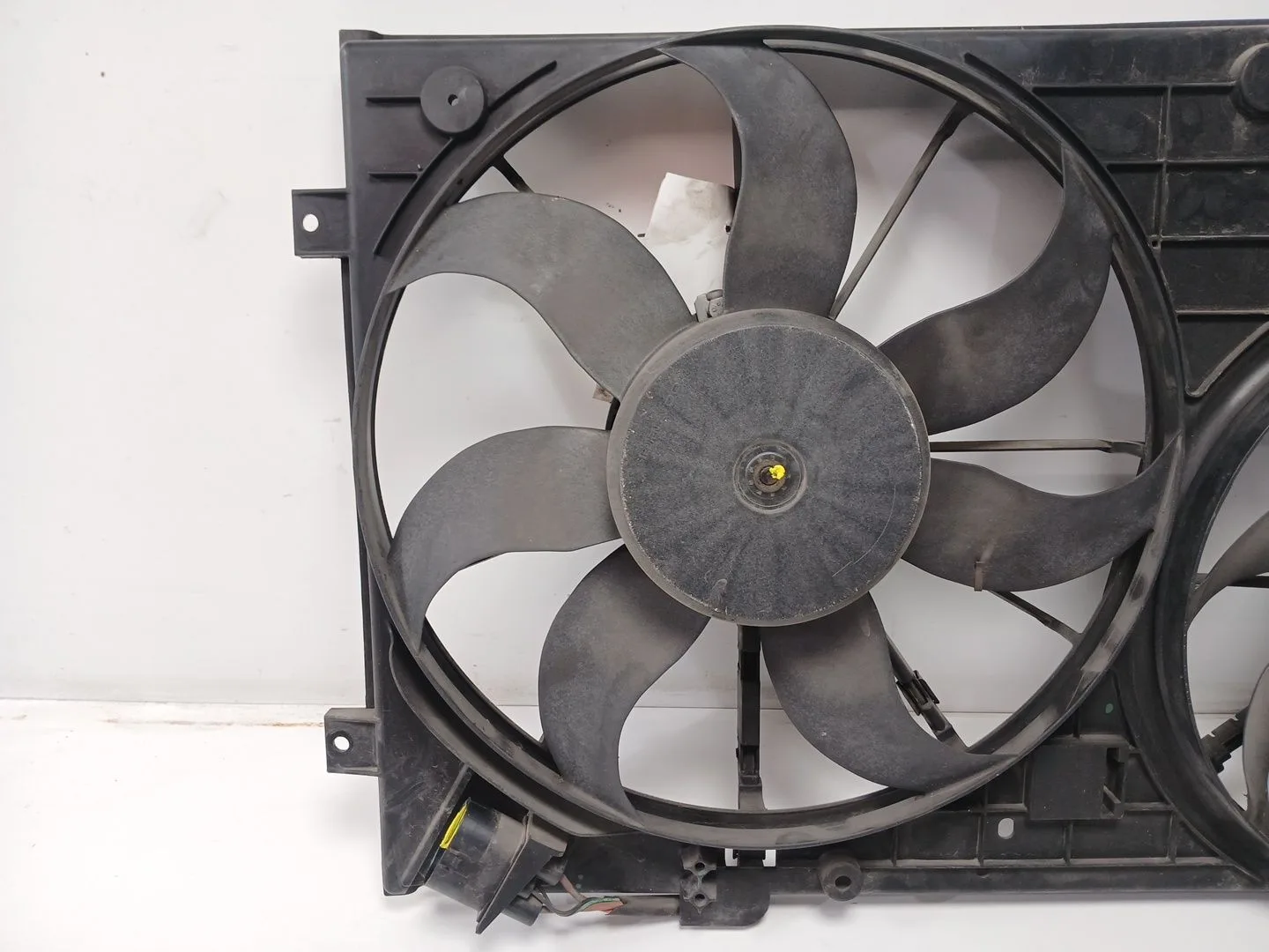 Electroventilador para Volkswagen Golf V (1K1)