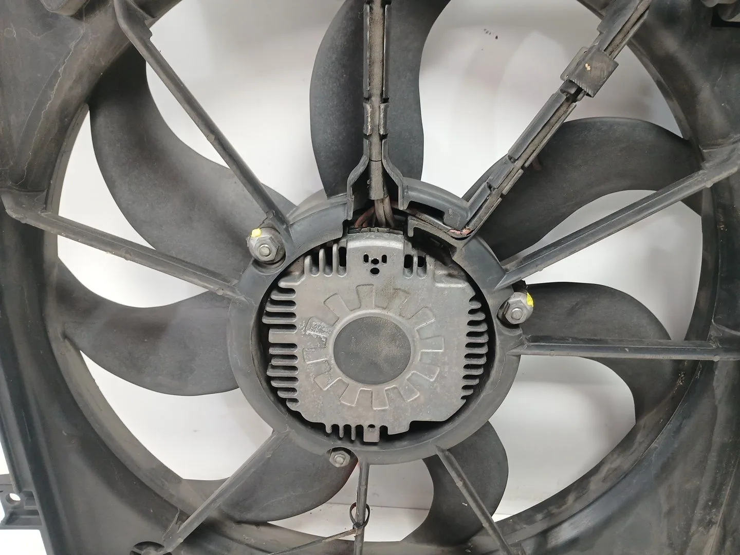 Electroventilador para Volkswagen Golf V (1K1)