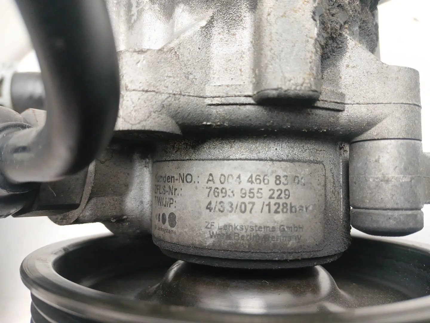 Bomba Direccion para Mercedes-Benz Clase R (W251)