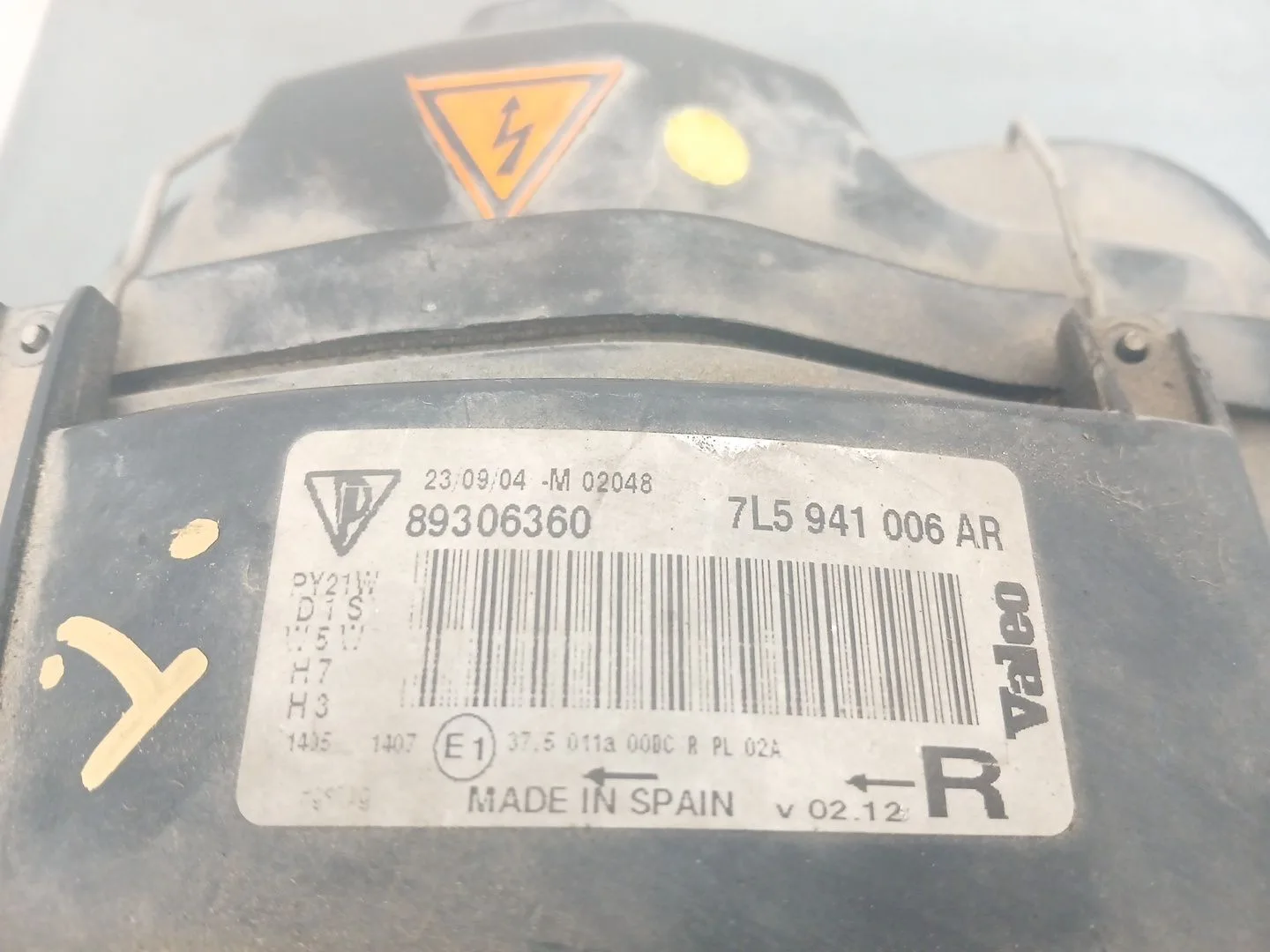 Faro Derecho para Porsche Cayenne (9Pa)