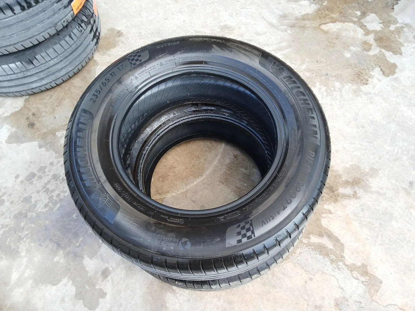 Neumatico para Porsche Cayenne (9Pa)