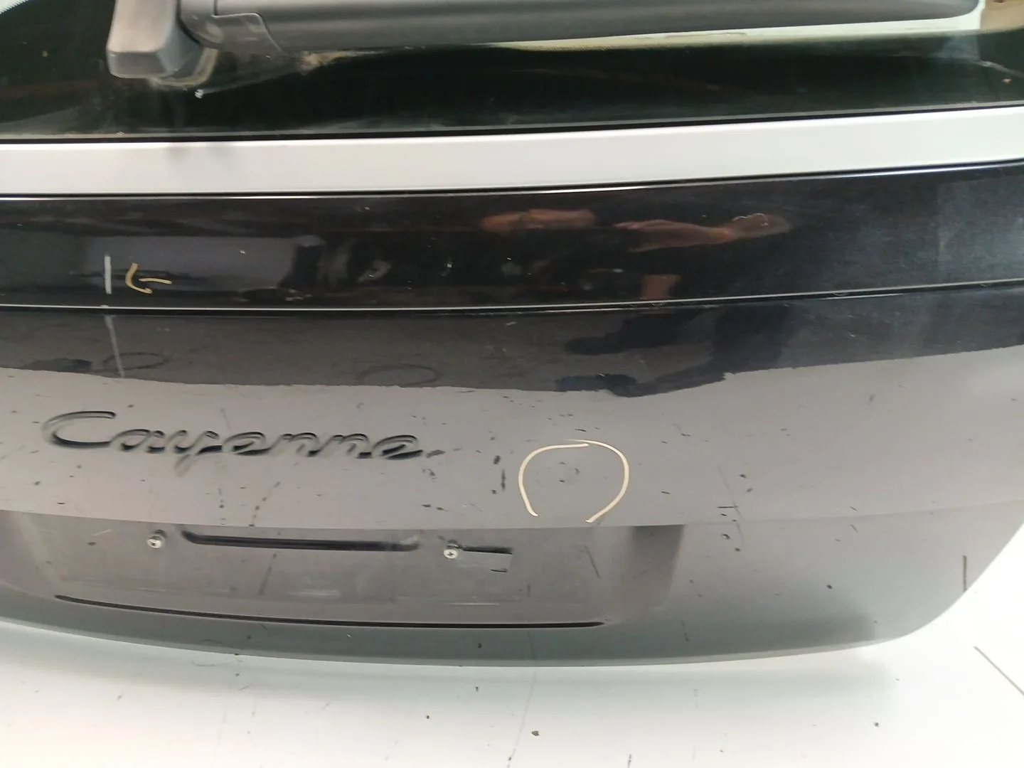Porton Trasero para Porsche Cayenne (9Pa)