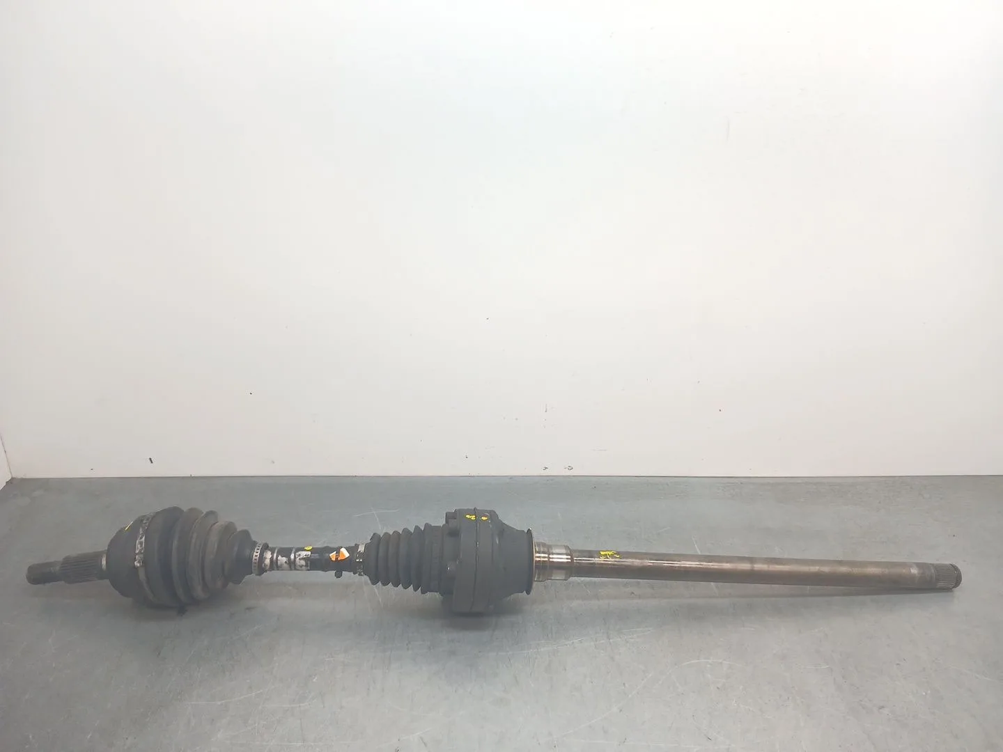 Transmision Delantera Izquierda para Porsche Cayenne (9Pa)