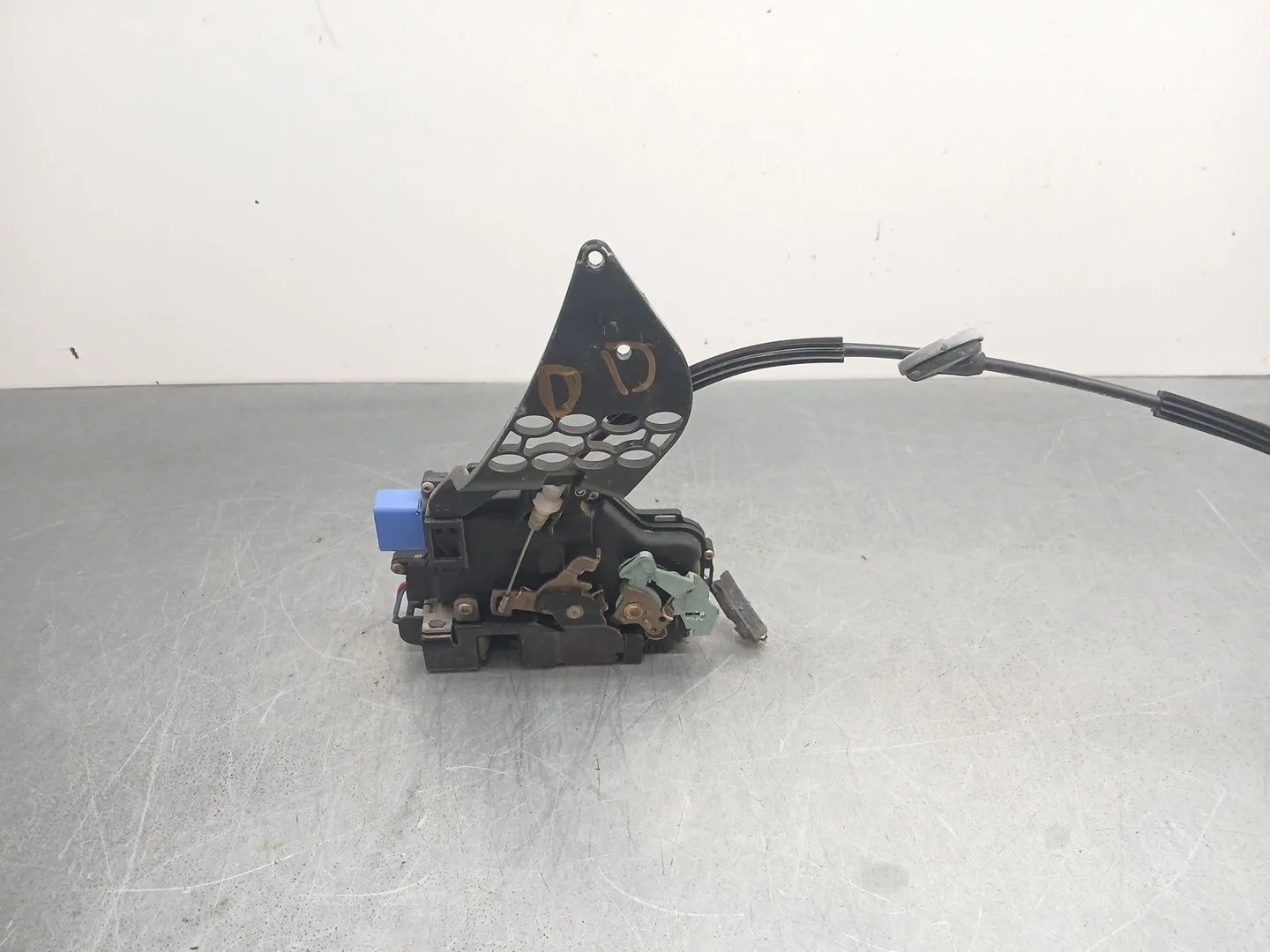 Cerradura Puerta Delantera Derecha para Porsche Cayenne (9Pa)