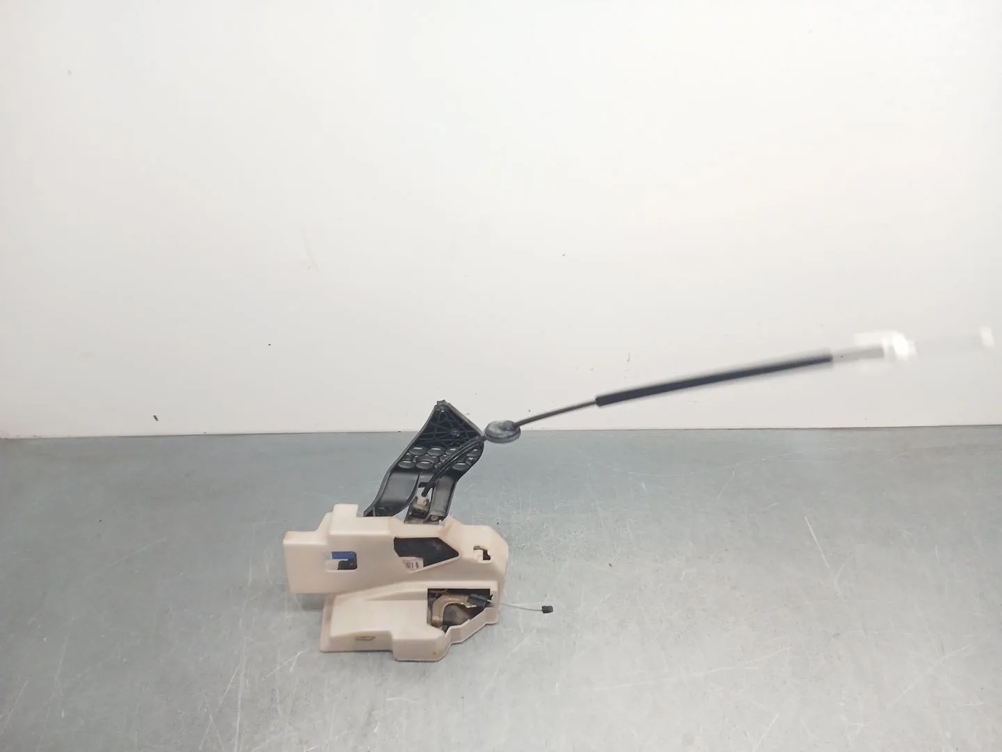 Cerradura Puerta Trasera Izquierda para Porsche Cayenne (9Pa)
