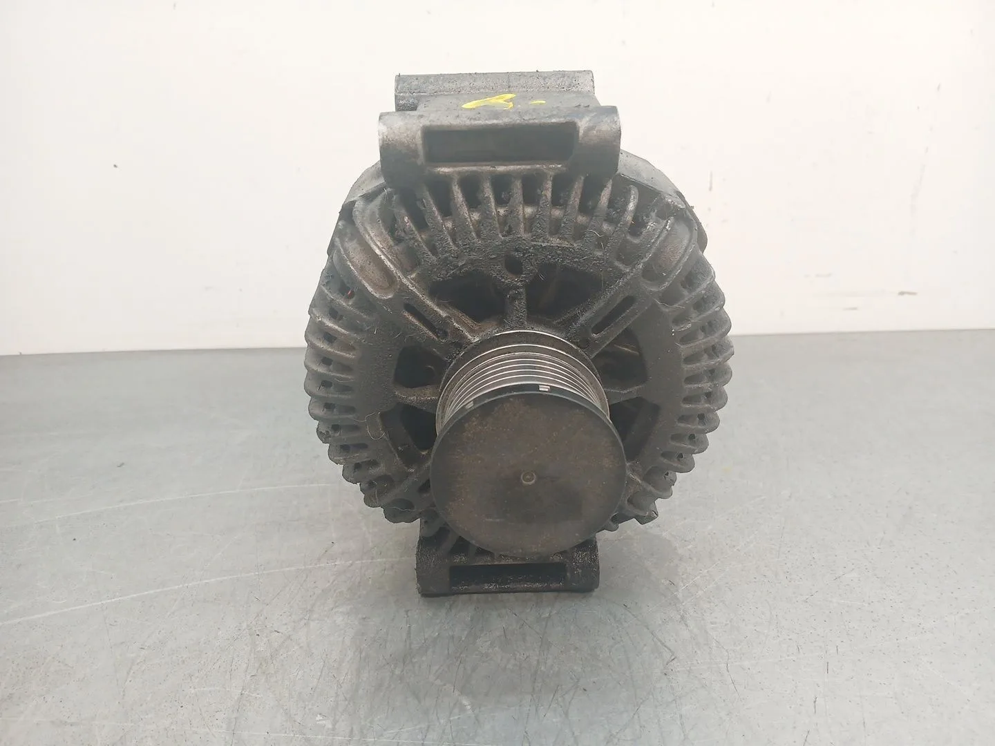 Alternador para Mercedes-Benz Vito / Mixto Furgoneta (W639)