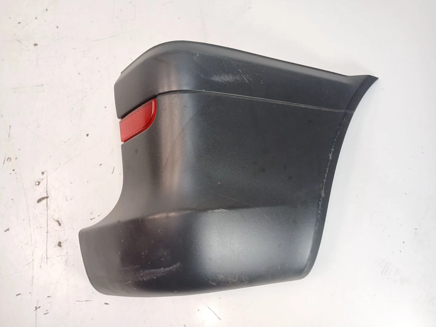Puntera Paragolpes Trasera Derecha para Mercedes-Benz Vito / Mixto Furgoneta (W639)