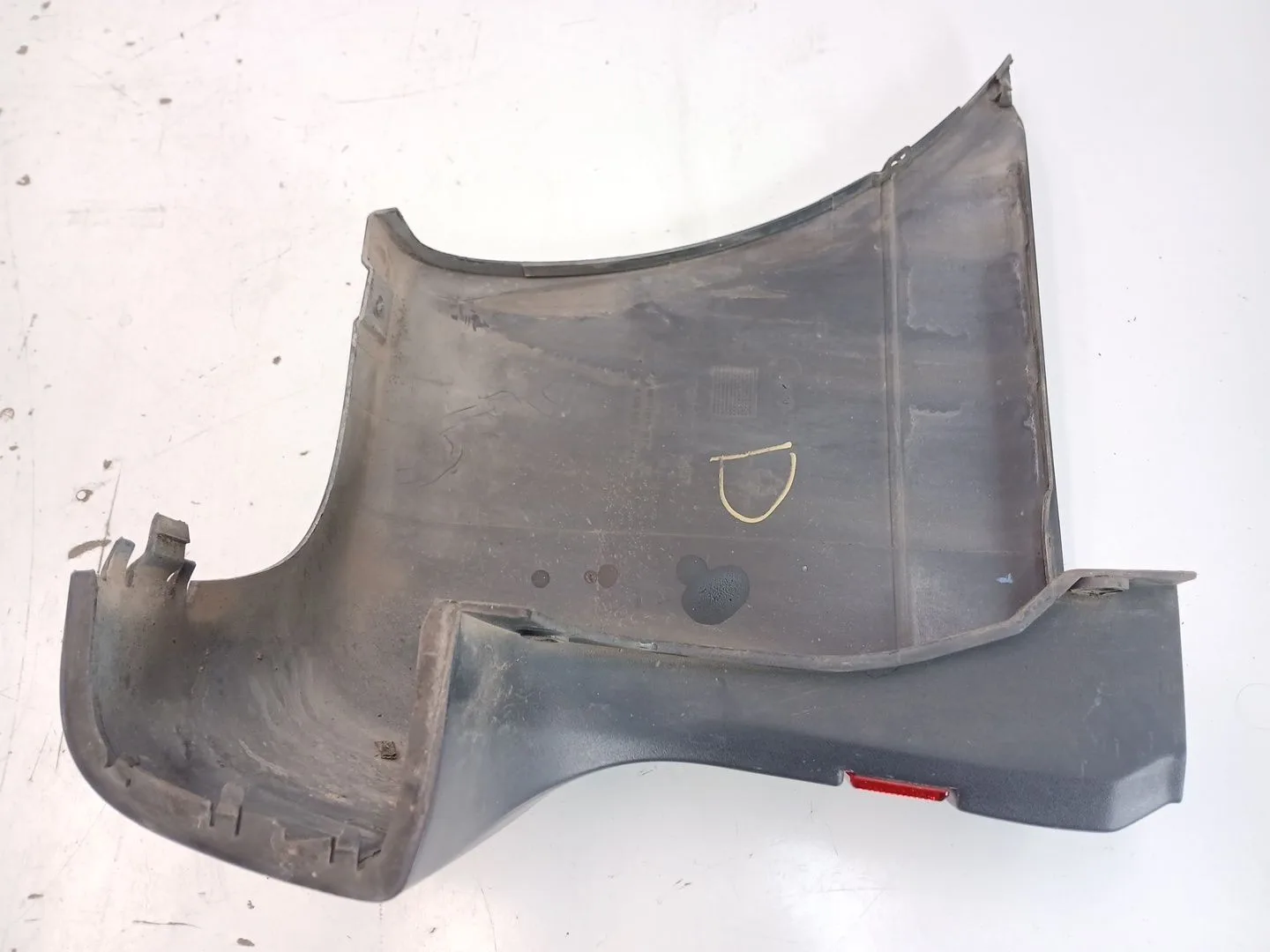 Puntera Paragolpes Trasera Derecha para Mercedes-Benz Vito / Mixto Furgoneta (W639)