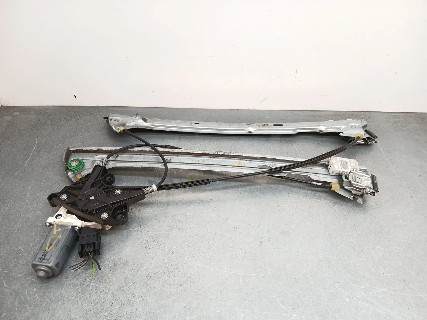 Elevalunas Delantero Derecho para Mercedes-Benz Vito / Mixto Furgoneta (W639)
