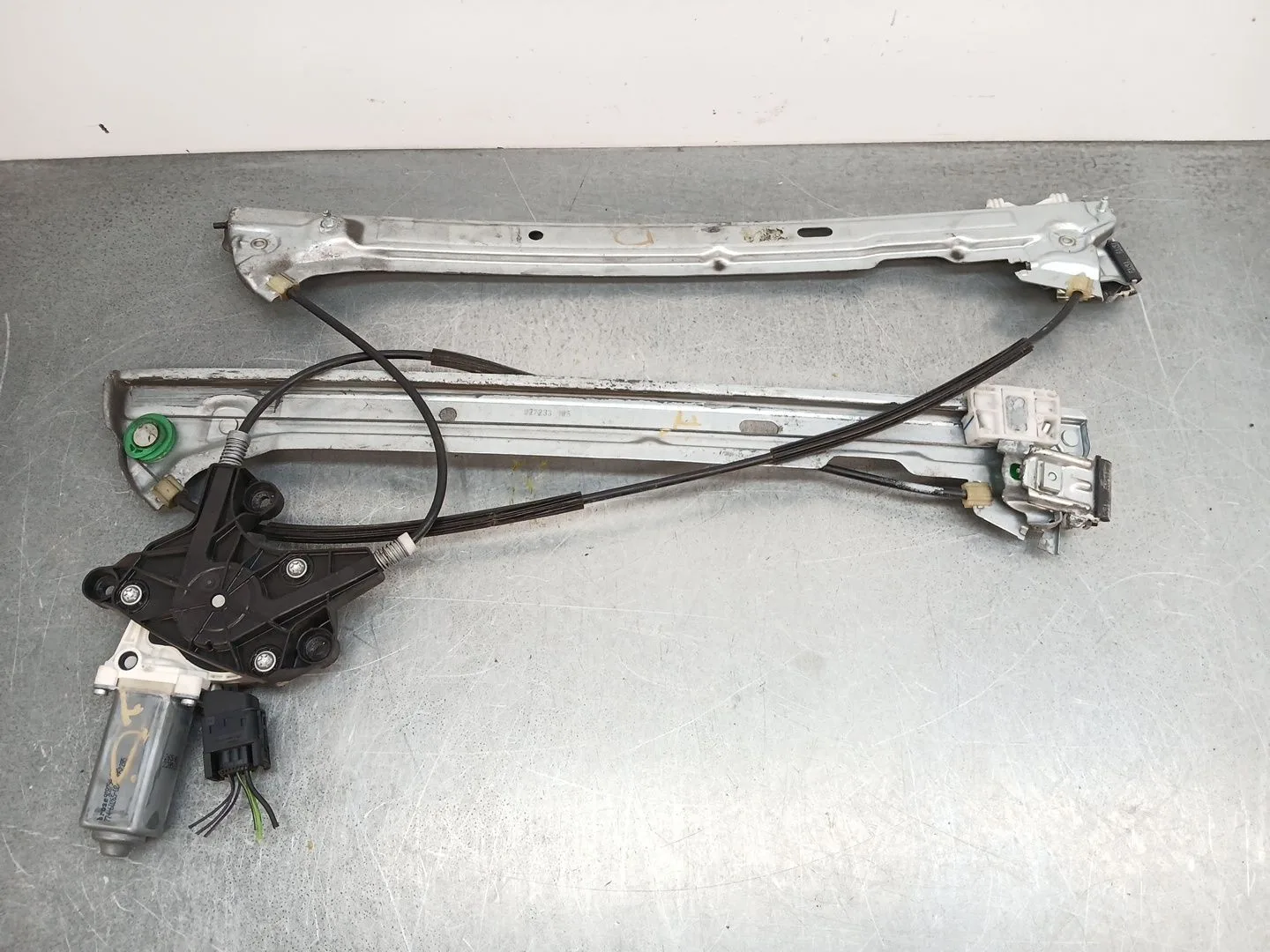 Elevalunas Delantero Derecho para Mercedes-Benz Vito / Mixto Furgoneta (W639)