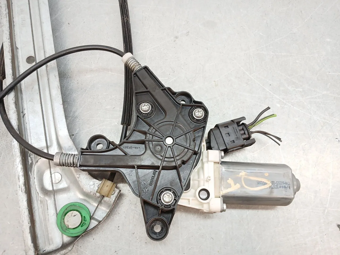 Elevalunas Delantero Derecho para Mercedes-Benz Vito / Mixto Furgoneta (W639)