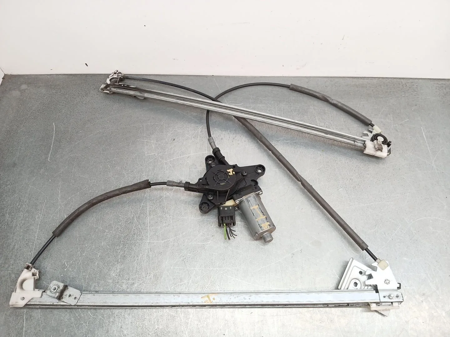 Elevalunas Delantero Izquierdo para Mercedes-Benz Vito / Mixto Furgoneta (W639)