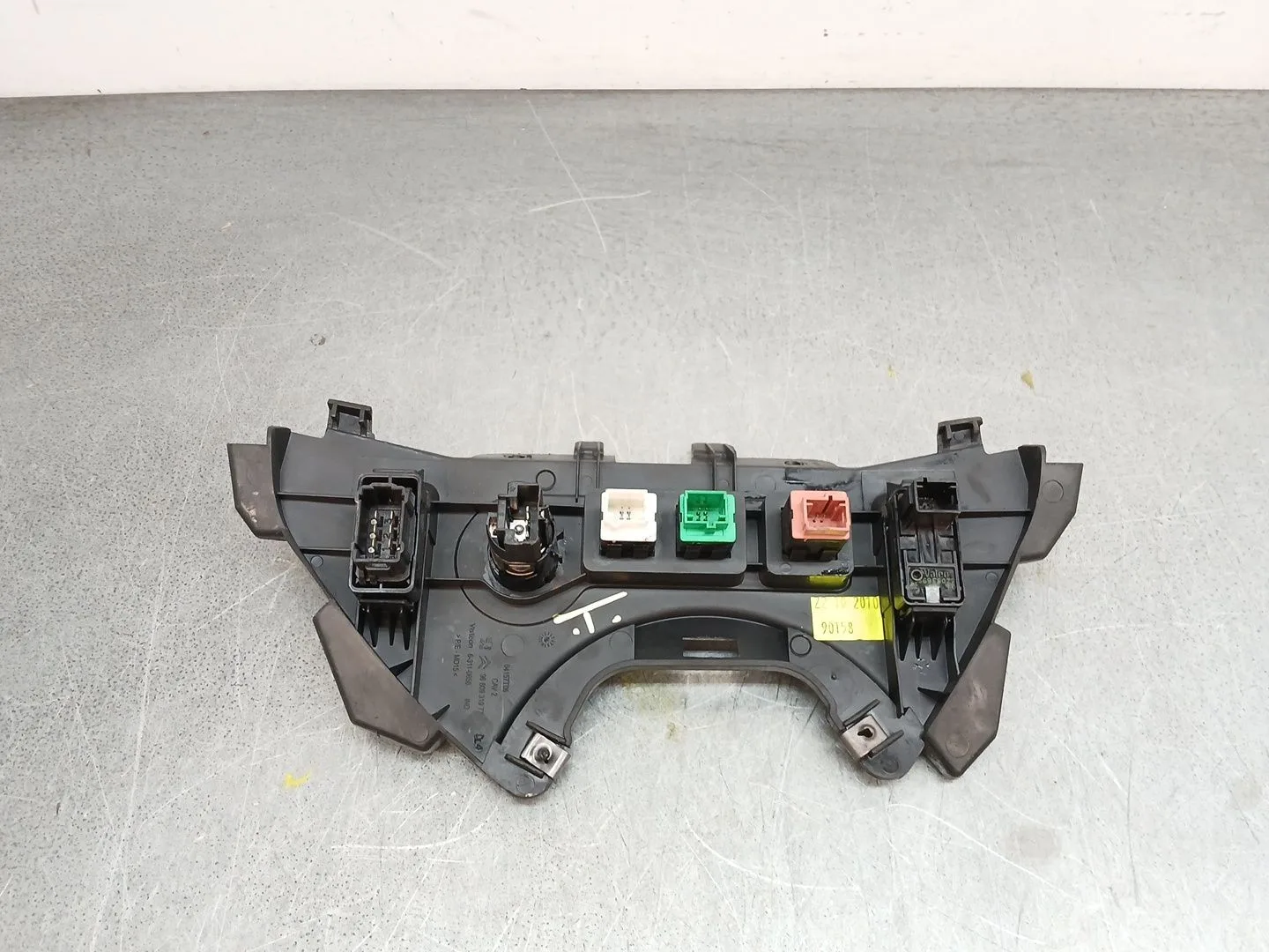 Mando Elevalunas Delantero Izquierdo para Peugeot Partner Tepee