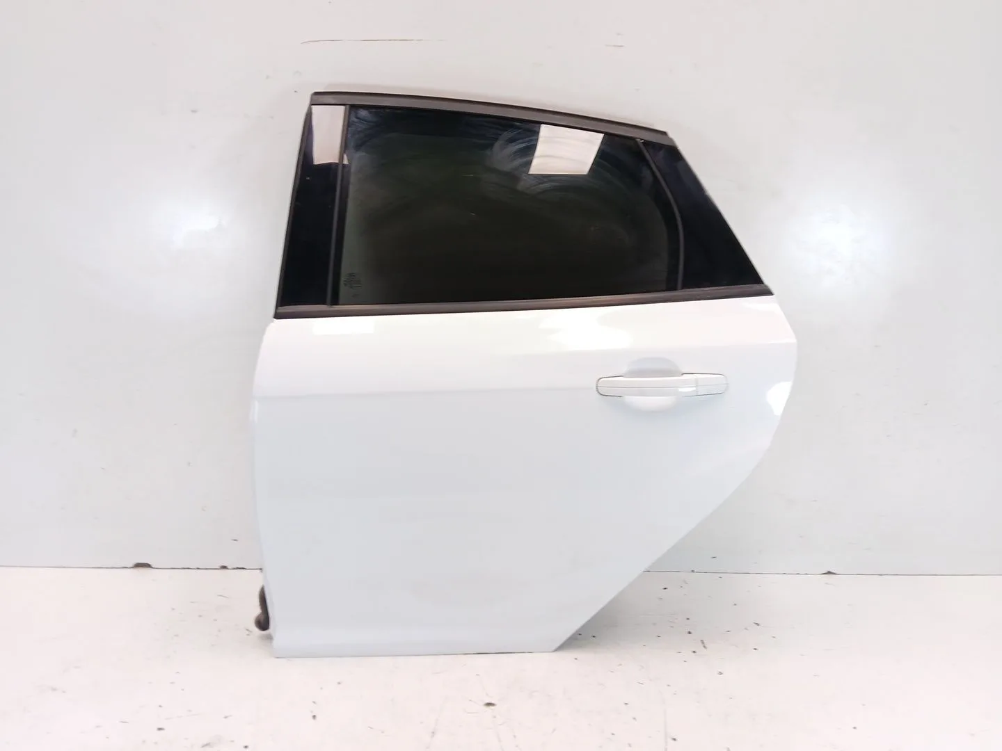 Puerta Trasera Izquierda para Ford Focus Iii