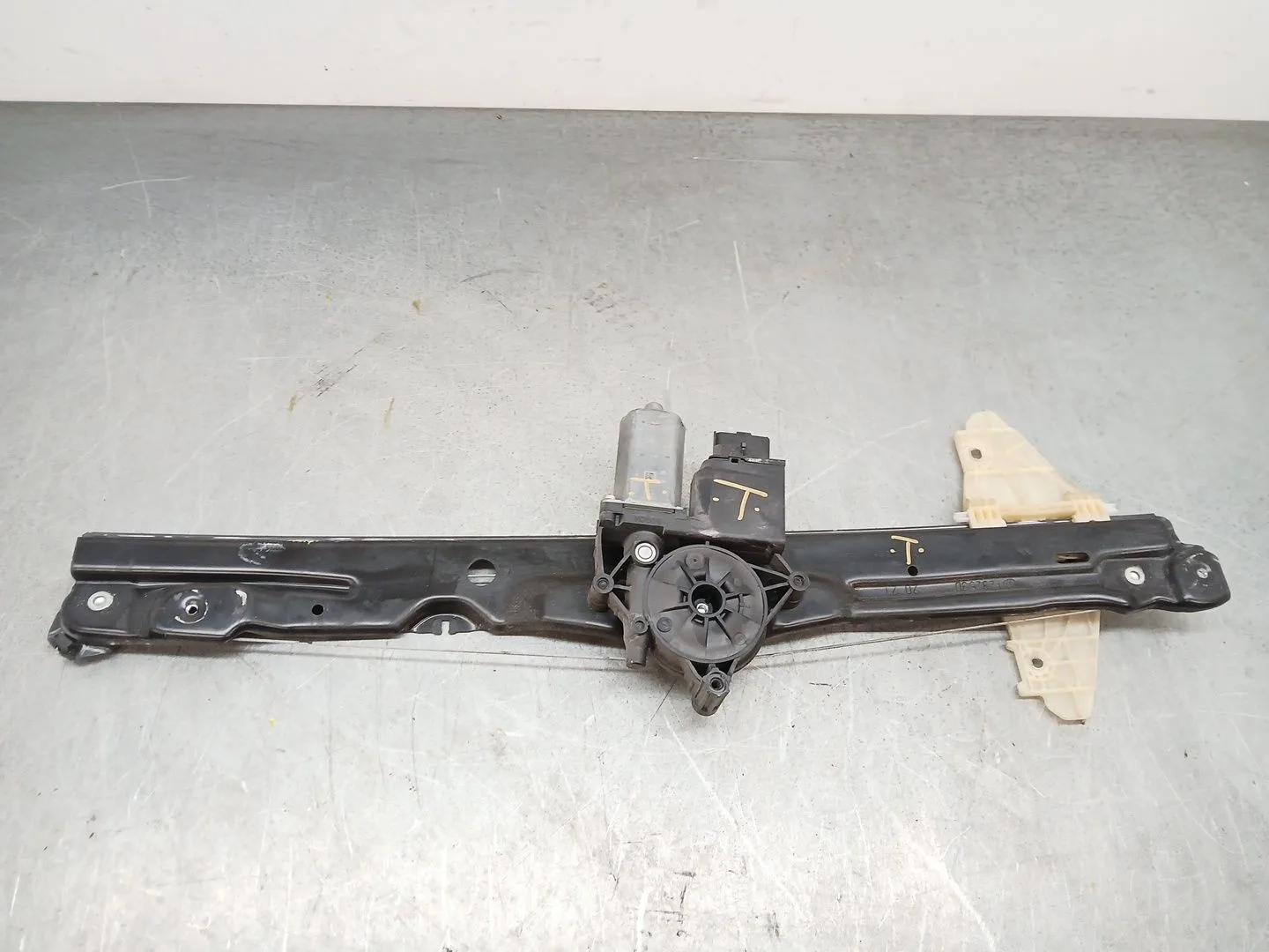 Elevalunas Delantero Derecho para Peugeot Expert Furgoneta (V_)