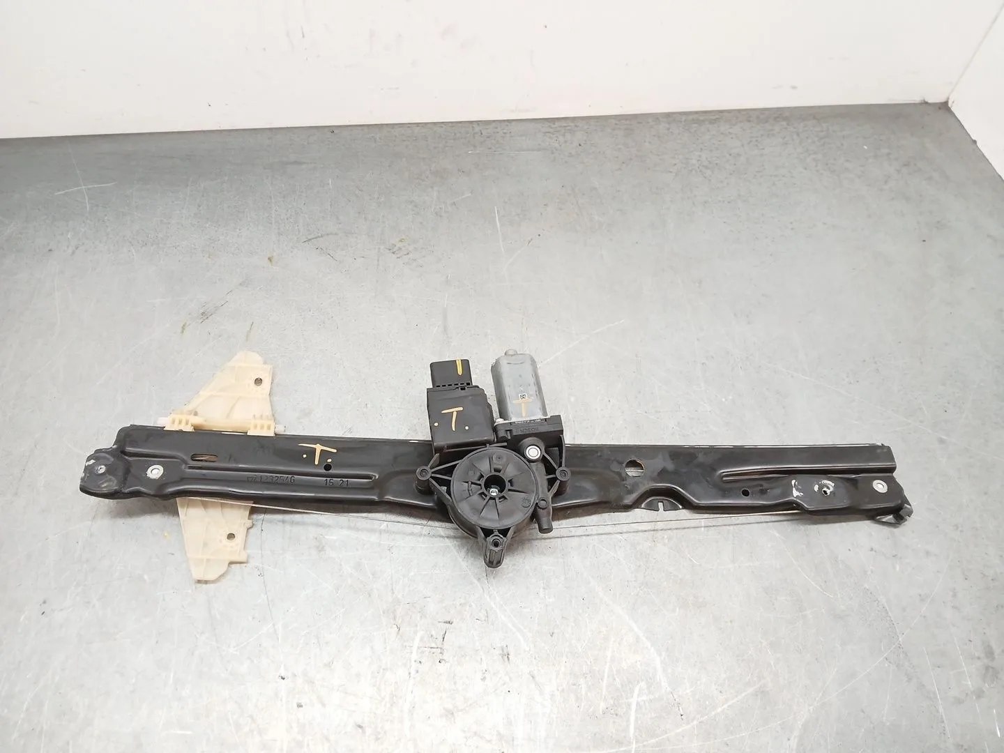 Elevalunas Delantero Izquierdo para Peugeot Expert Furgoneta (V_)