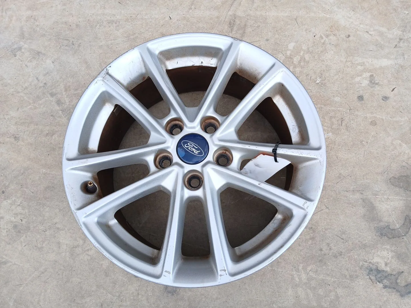 Llanta para Ford Focus Iii