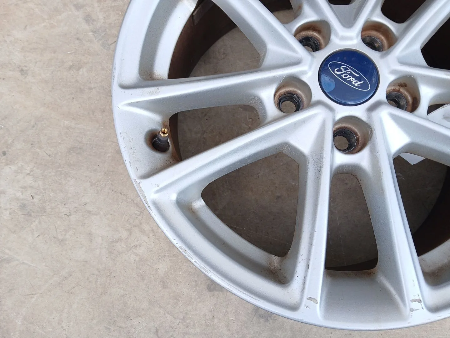 Llanta para Ford Focus Iii
