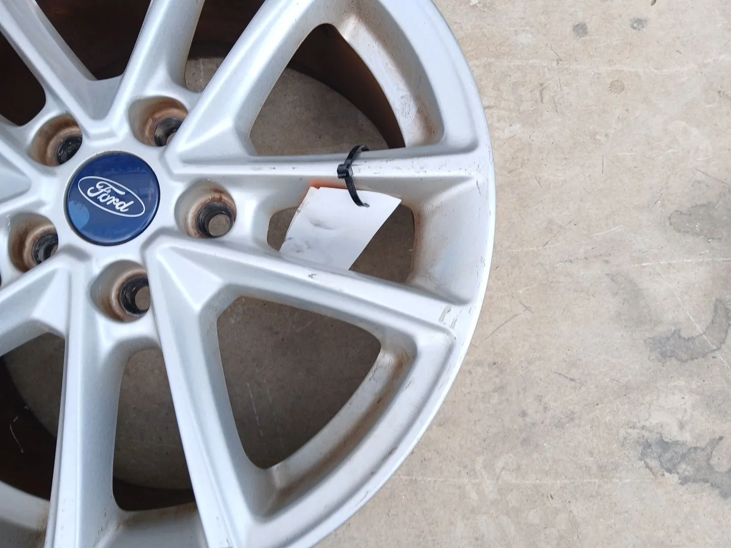 Llanta para Ford Focus Iii