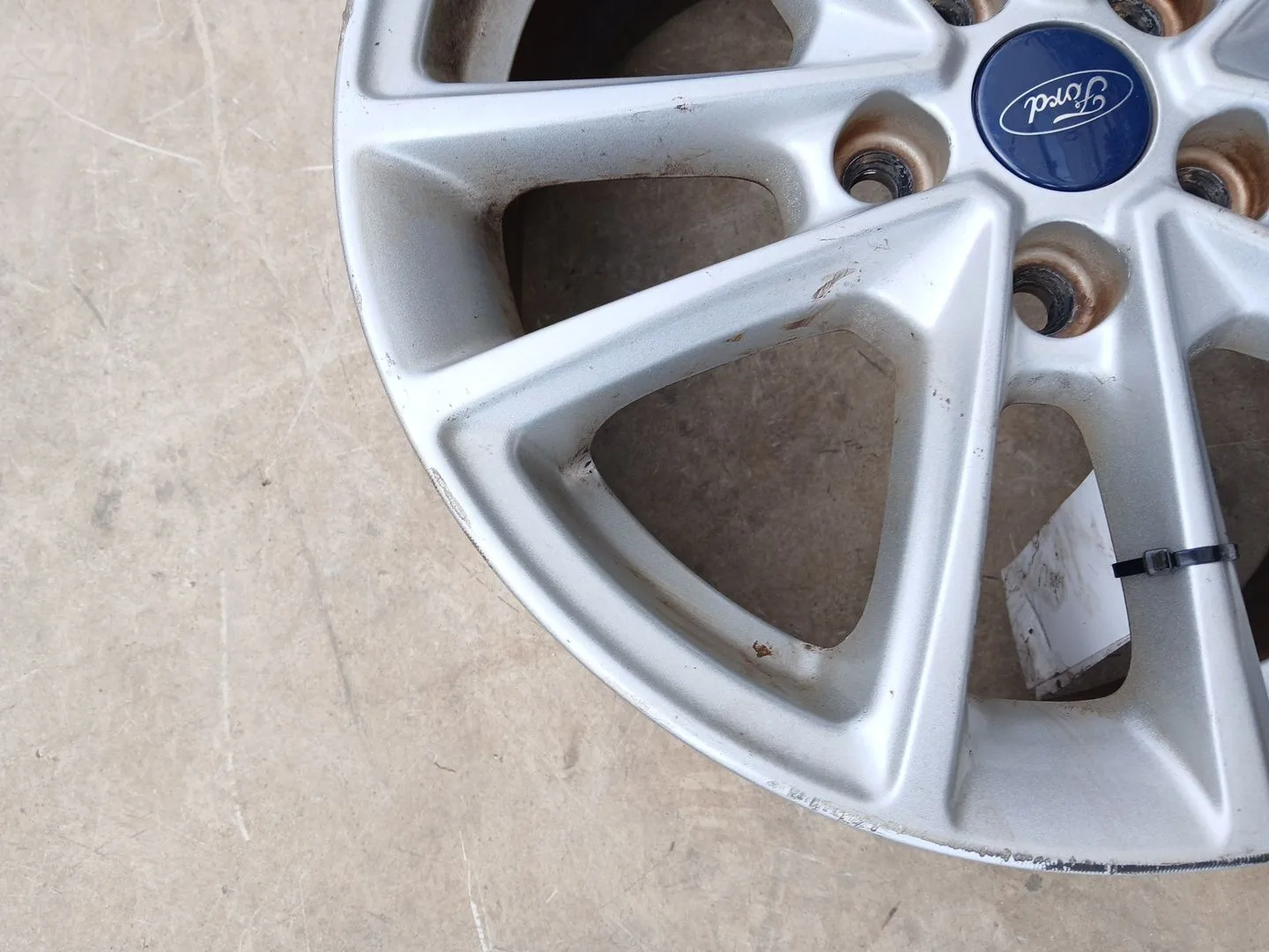 Llanta para Ford Focus Iii