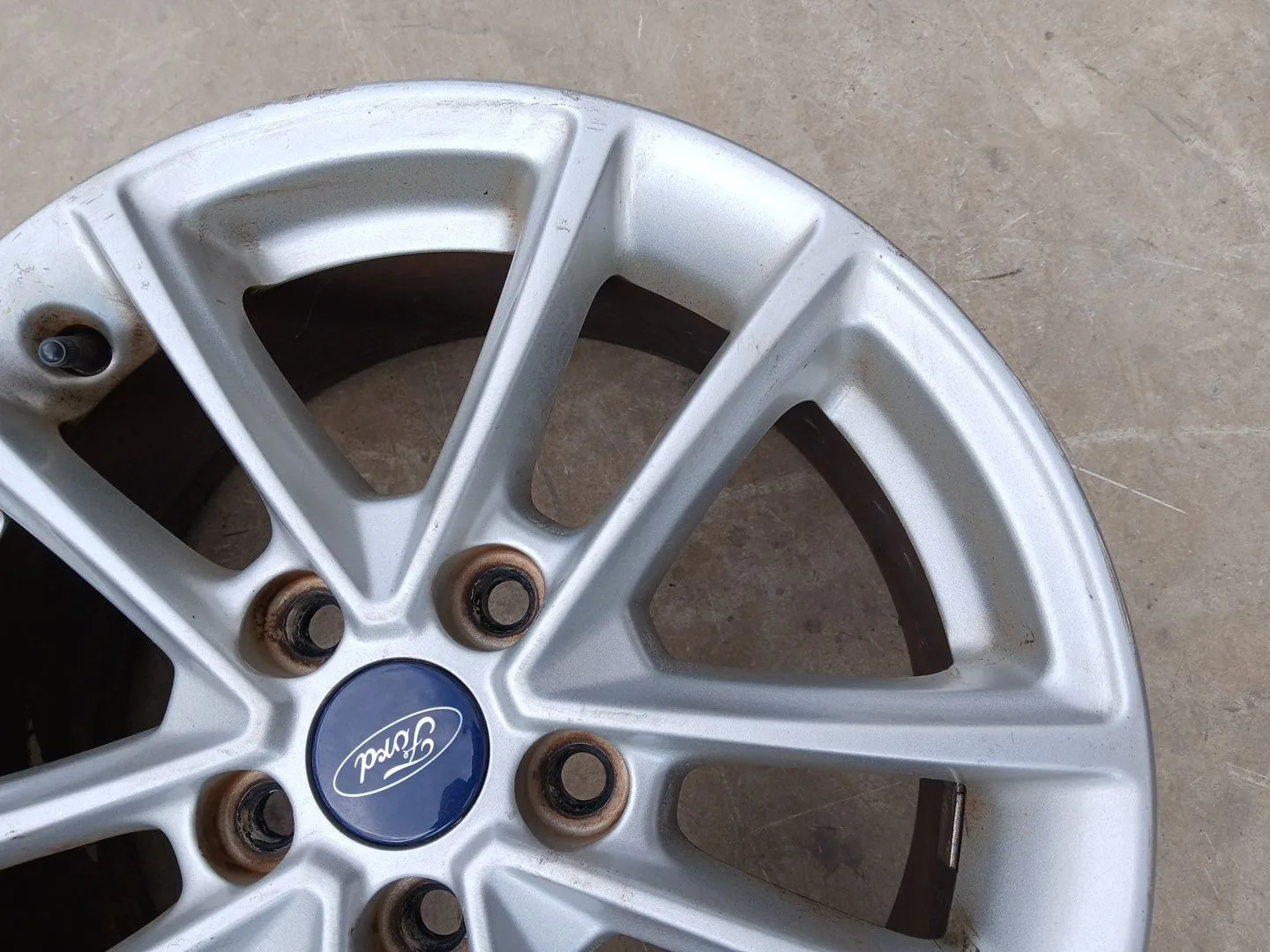 Llanta para Ford Focus Iii