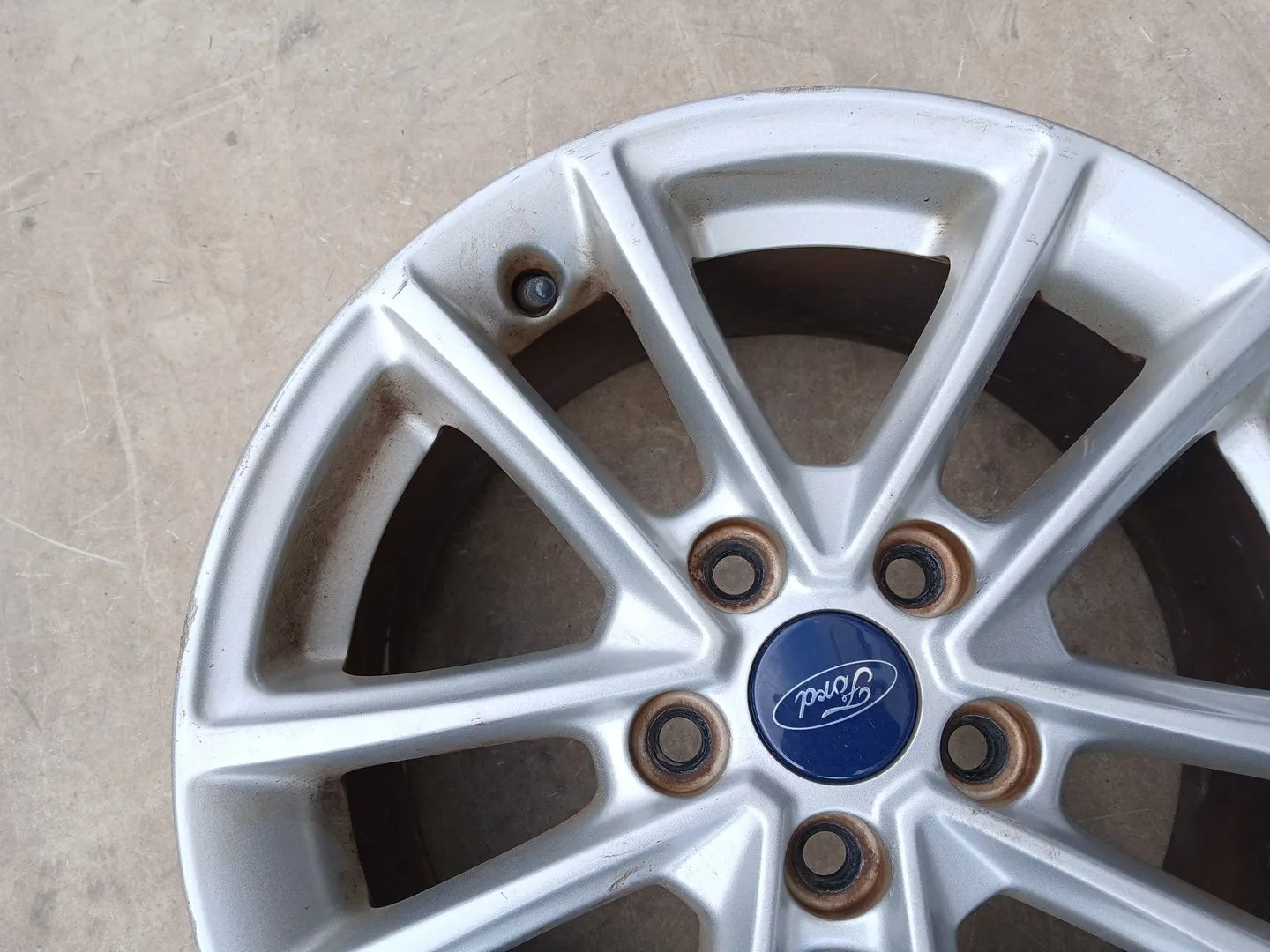 Llanta para Ford Focus Iii