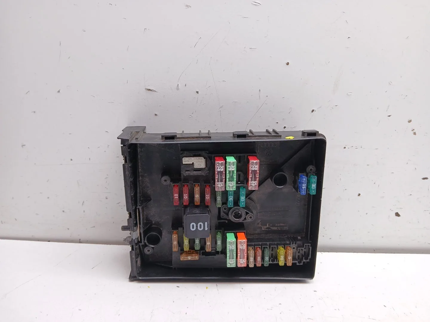 Caja Reles / Fusibles para Volkswagen Touran (1T3)