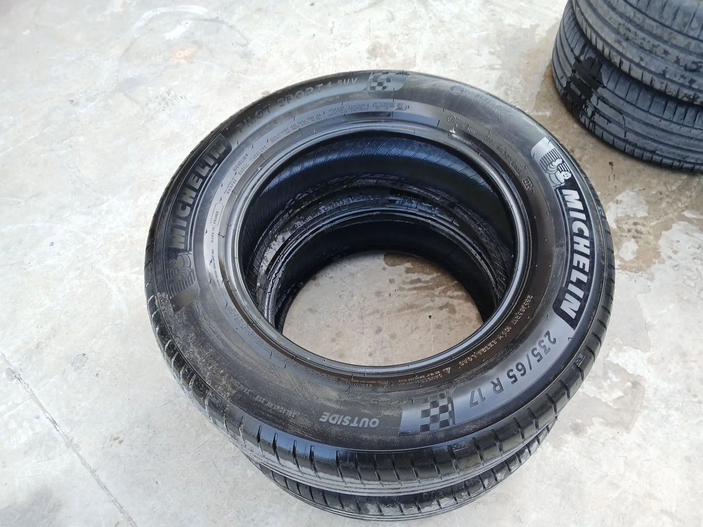 Neumatico para Porsche Cayenne (9Pa)