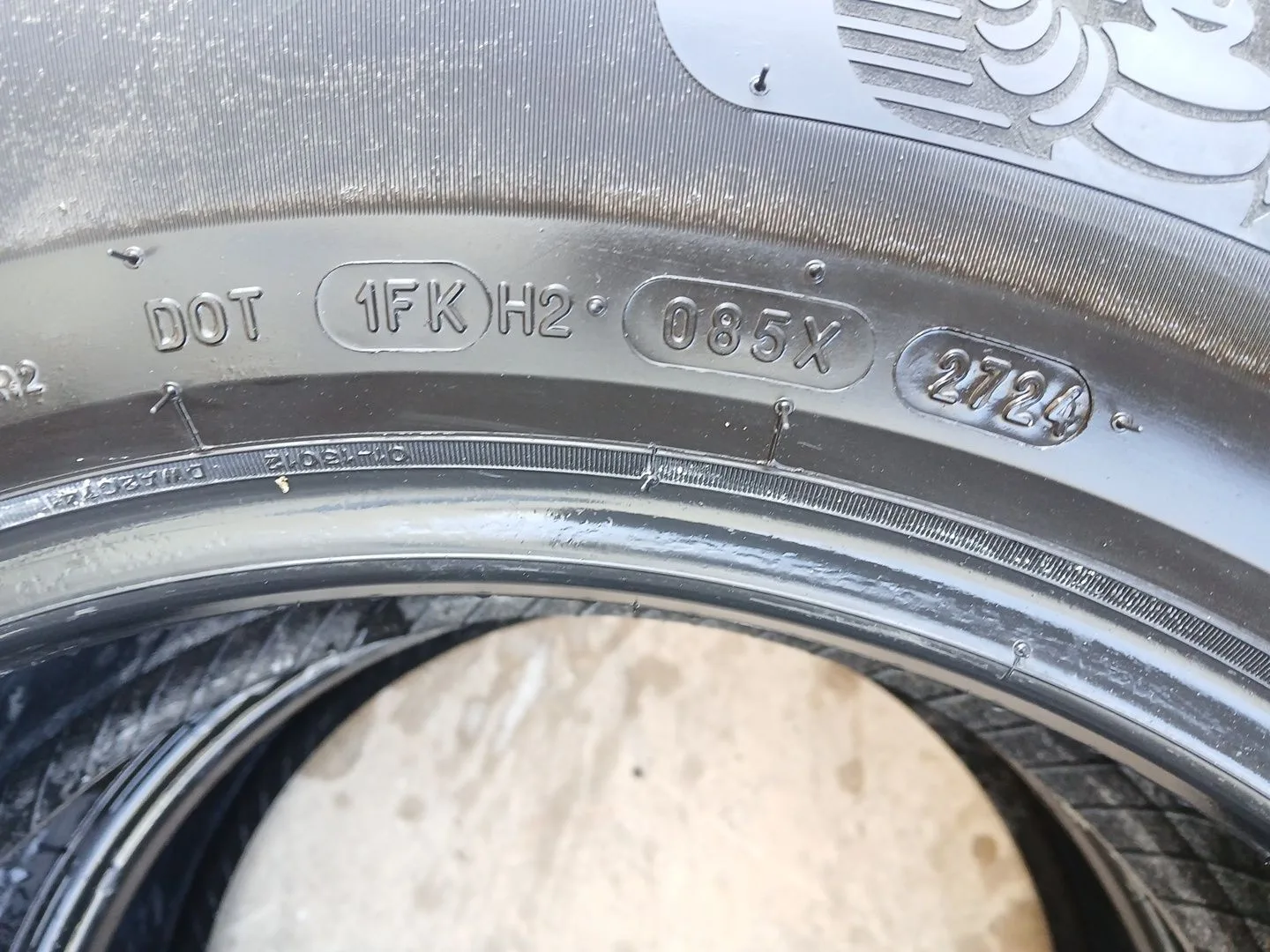 Neumatico para Porsche Cayenne (9Pa)
