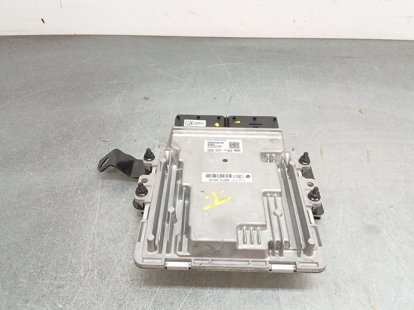 Centralita Motor Uce para Kia Ceed (Cd)