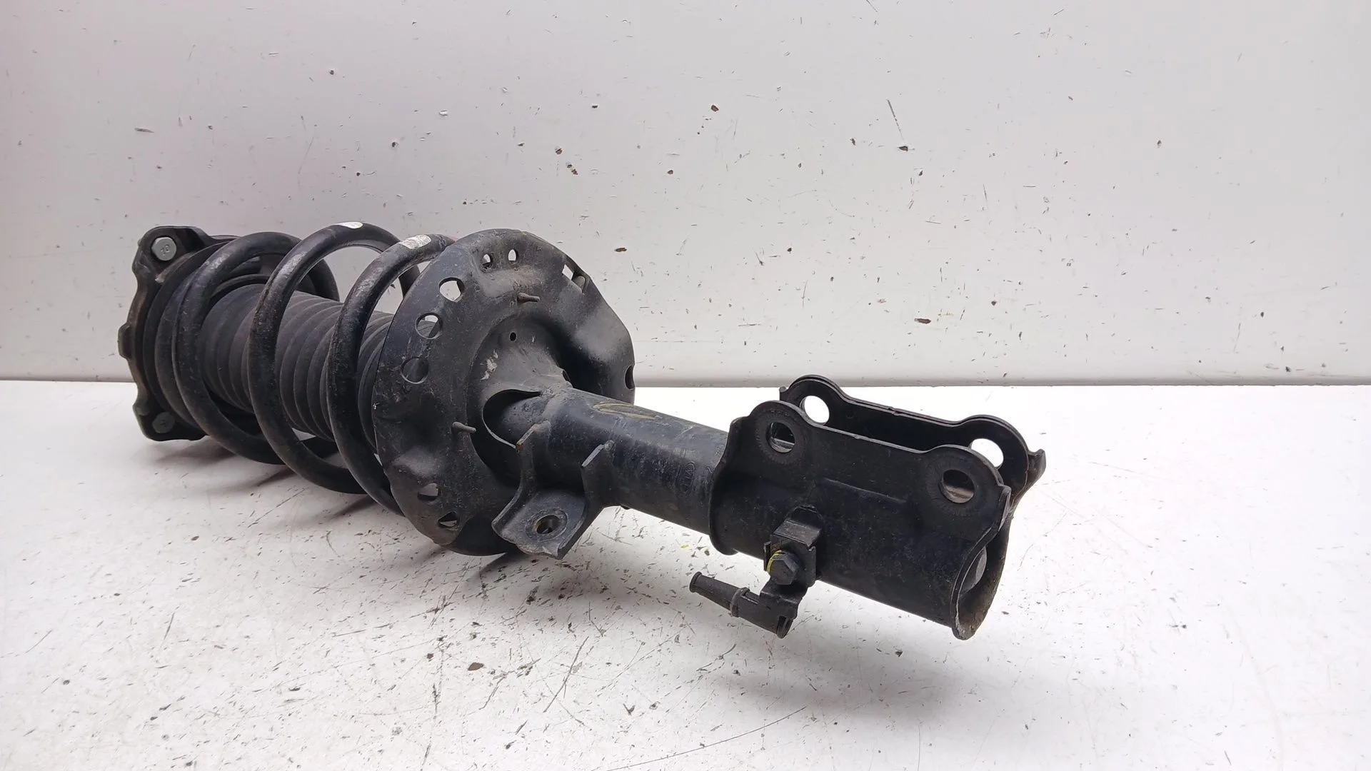 Amortiguador Delantero Derecho para Kia Ceed (Cd)