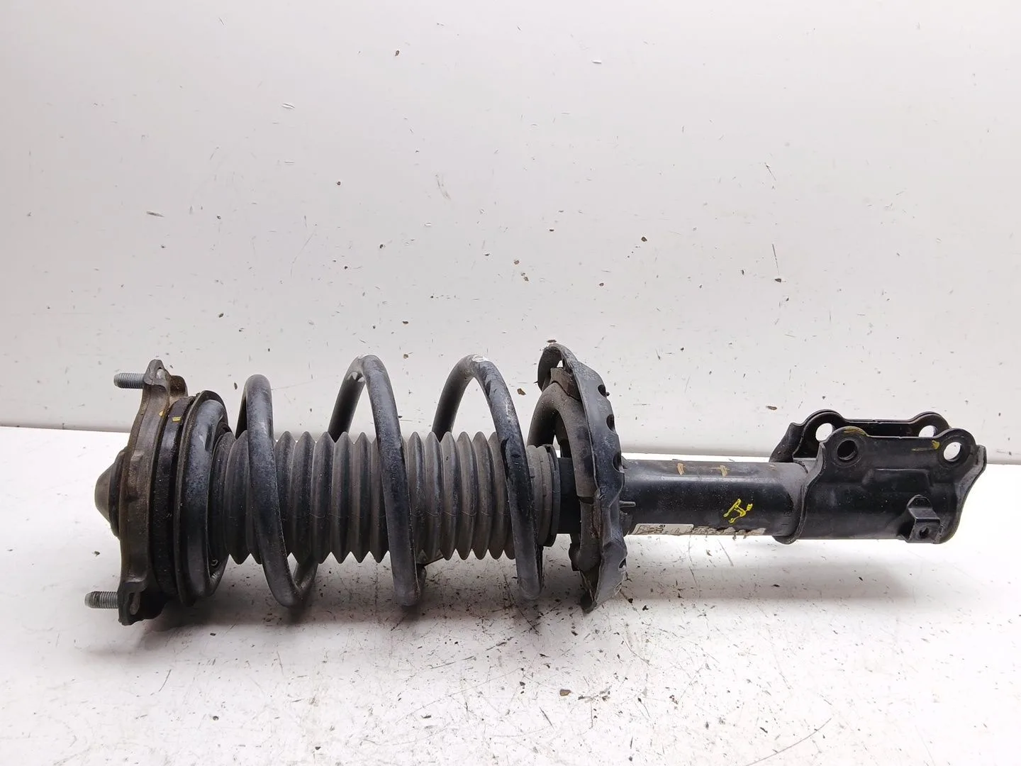 Amortiguador Delantero Izquierdo para Kia Ceed (Cd)